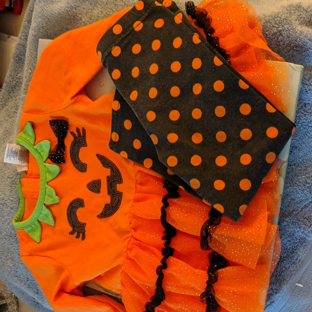 Girls Halloween costume with leggings